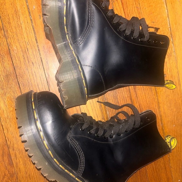 Doc Martin vintage 1919 England Black size 8 women’s - Picture 4 of 8